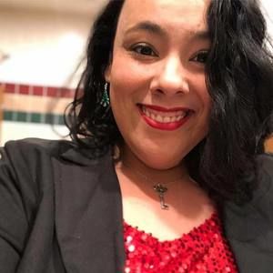 Meet your Posher, Jenelle